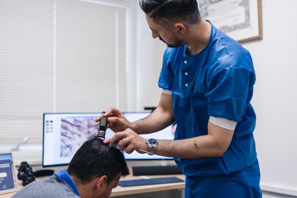 konsultation hårtransplantation medicinsk konsultation vid hårtransplantation